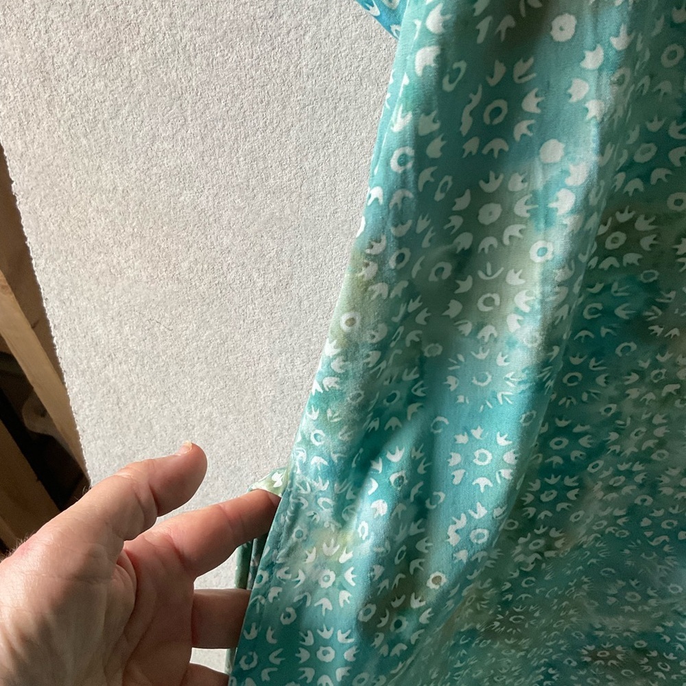Go Fish Floral Teal Button-Up Dress. Hi-lo hem. Short sleeves. Size XL - Picture 2 of 11